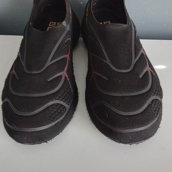 Givenchy Black Knit Slip On Sneakers Athletic Shoes Mens Size 9 US - Picture 4 of 10